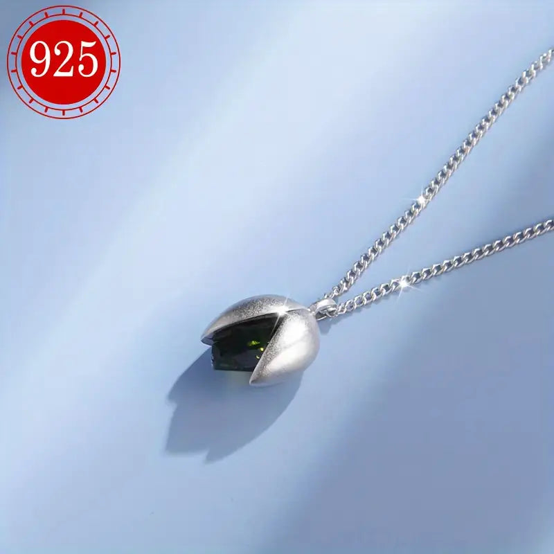 Pendant Necklace